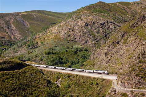 corua a pontevedra|Renfe 